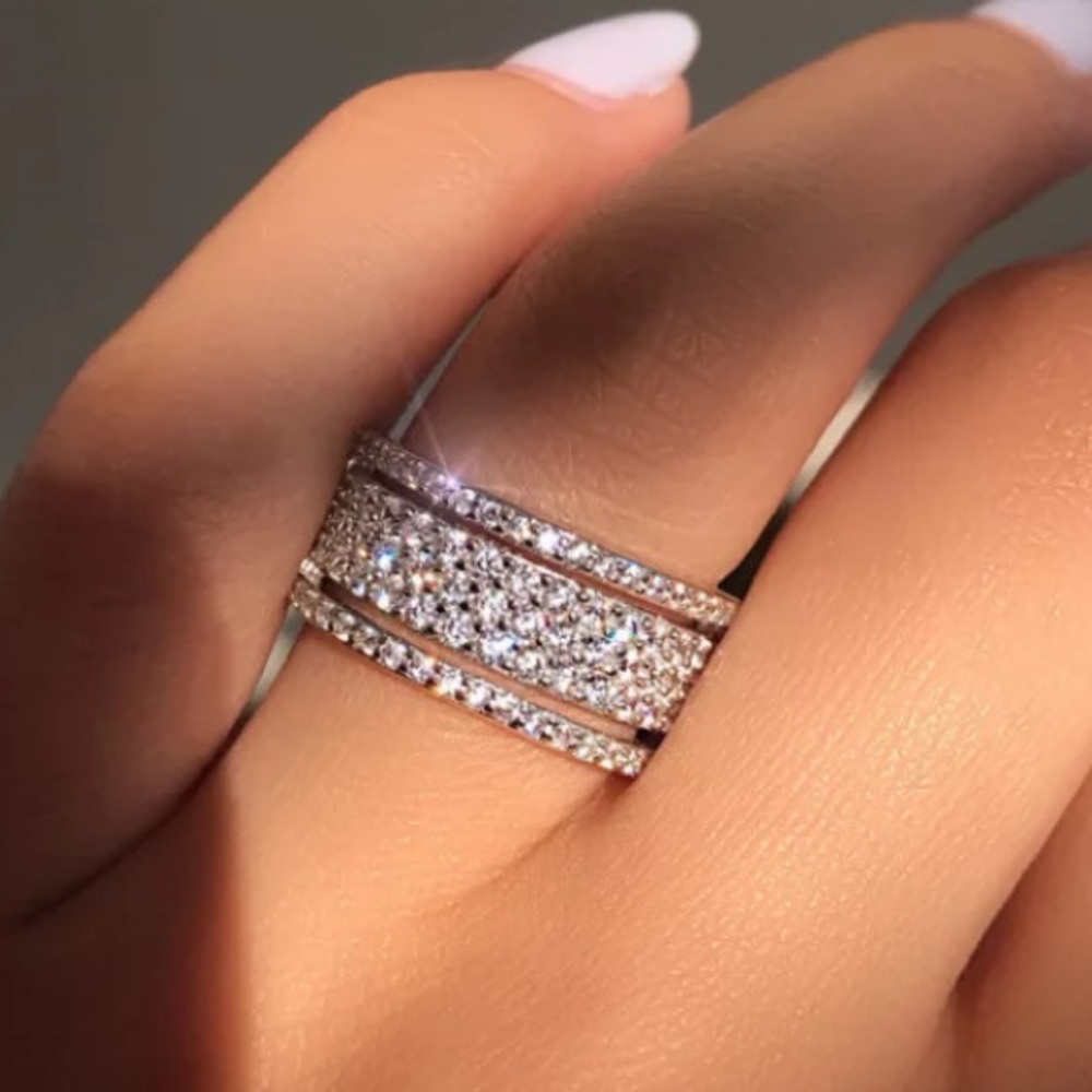 Sterling silver shiny layered ring